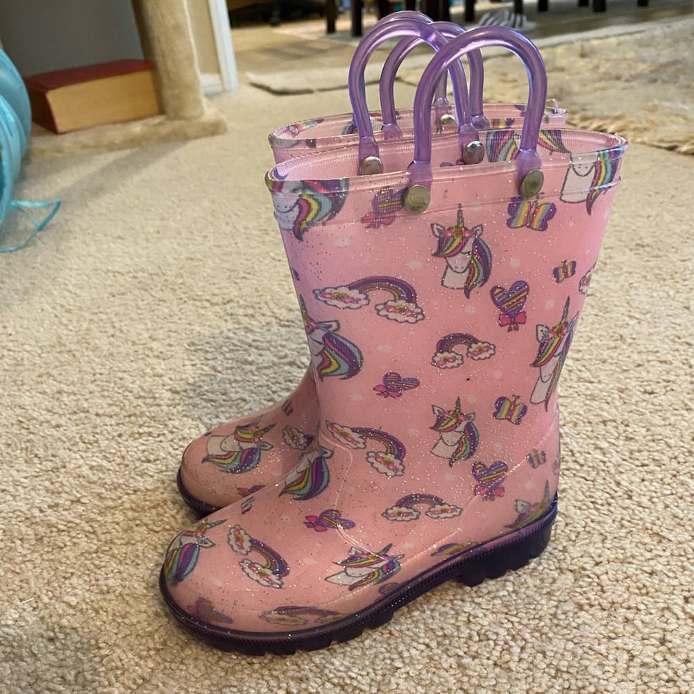 Girl’s Unicorn Rainboots